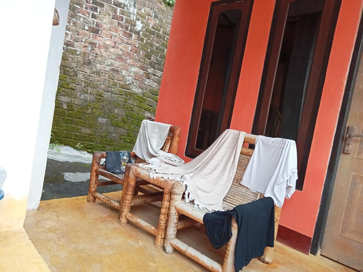 Perwita Homestay Kuta  Extérieur photo
