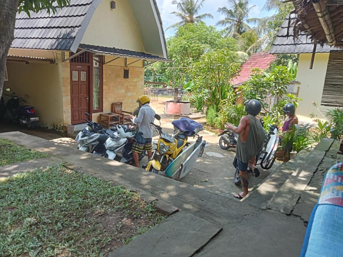 Perwita Homestay Kuta  Extérieur photo